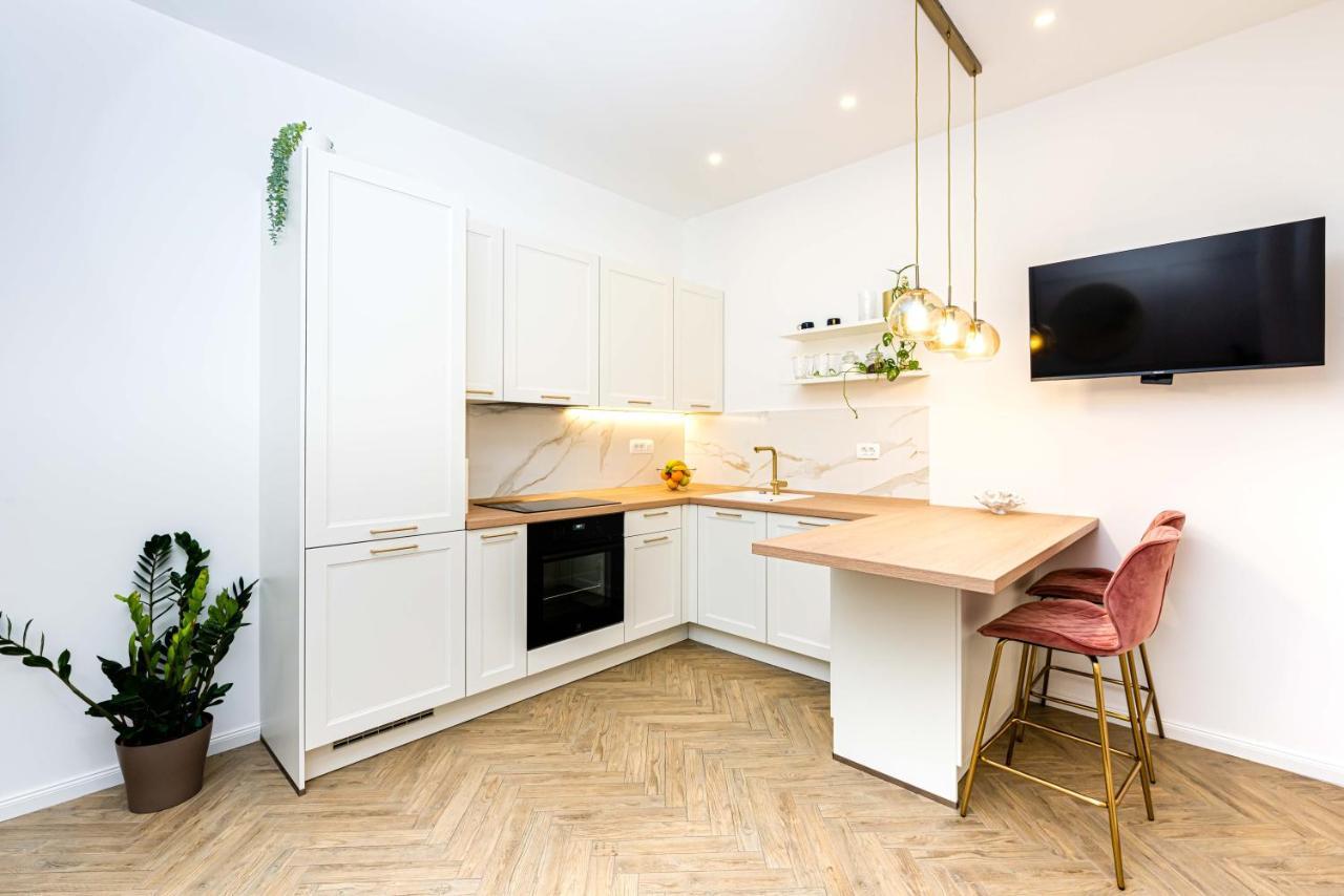 Beautiful Apartment In Split Center Екстериор снимка